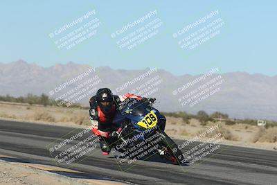 media/Nov-01-2025-CVMA (Sat) [[fc0f7531b8]]/Race 13-Femmewalla-Femmewalla UL/